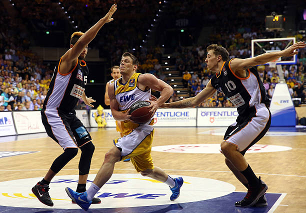 也极大地促 也极大地促