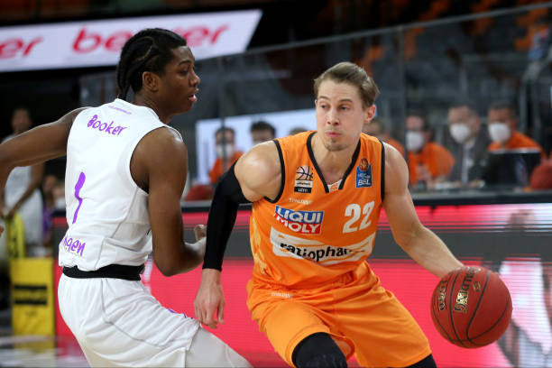 在中国足球 在中国足球